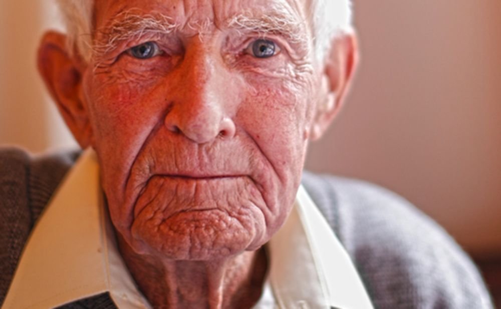 How Old Is Kageyama Tobio In Steins Gate?